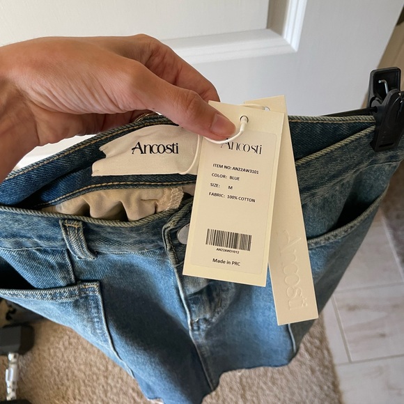 Ancosti | Frayed Hem Denim Mini Skirt - Picture 8 of 8